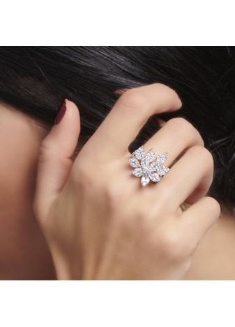 Xuria 14K Solid Gold Adorned with Premium Stone